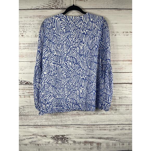 Lilly Pulitzer Laurilee Blouse Womens 6 Blue Animal Print Long Sleeve Zip Top - Picture 8 of 10